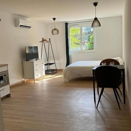 Comme A La Maison 克雷斯 外观 照片